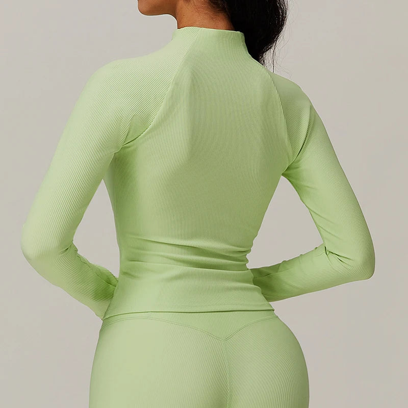 Carethier Seamless Crop Top – Quick-Dry Long Sleeve Yoga & Gym Shirt