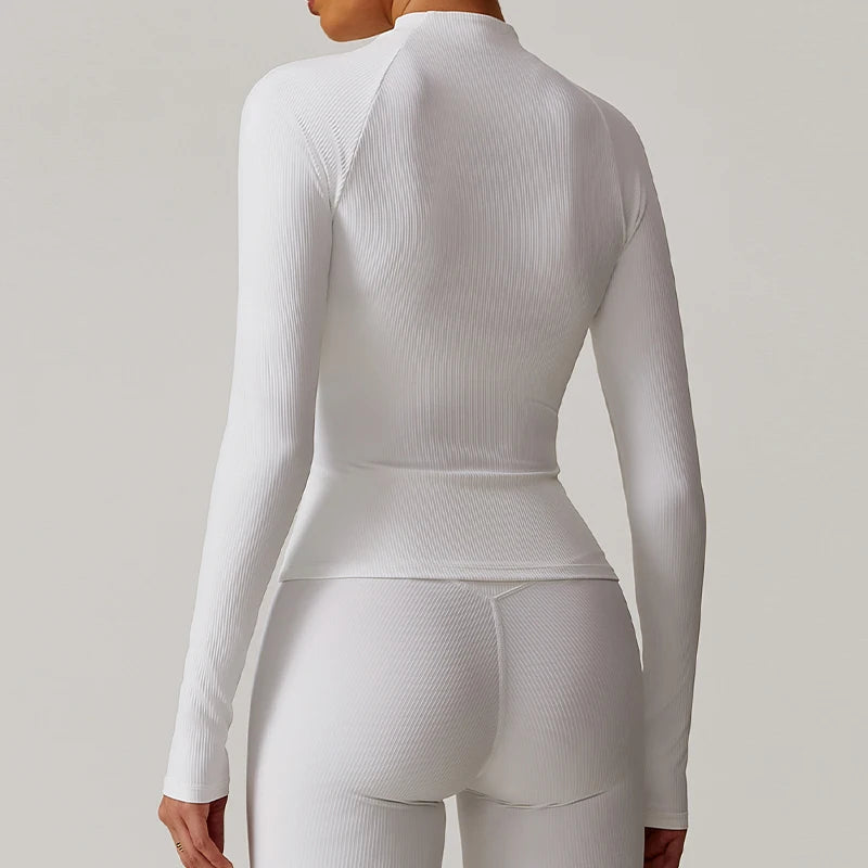 Carethier Seamless Crop Top – Quick-Dry Long Sleeve Yoga & Gym Shirt