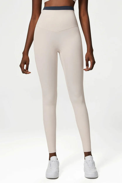 CoreSculpt Tight-Fitting Gym Set