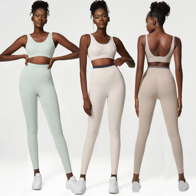 CoreSculpt Tight-Fitting Gym Set