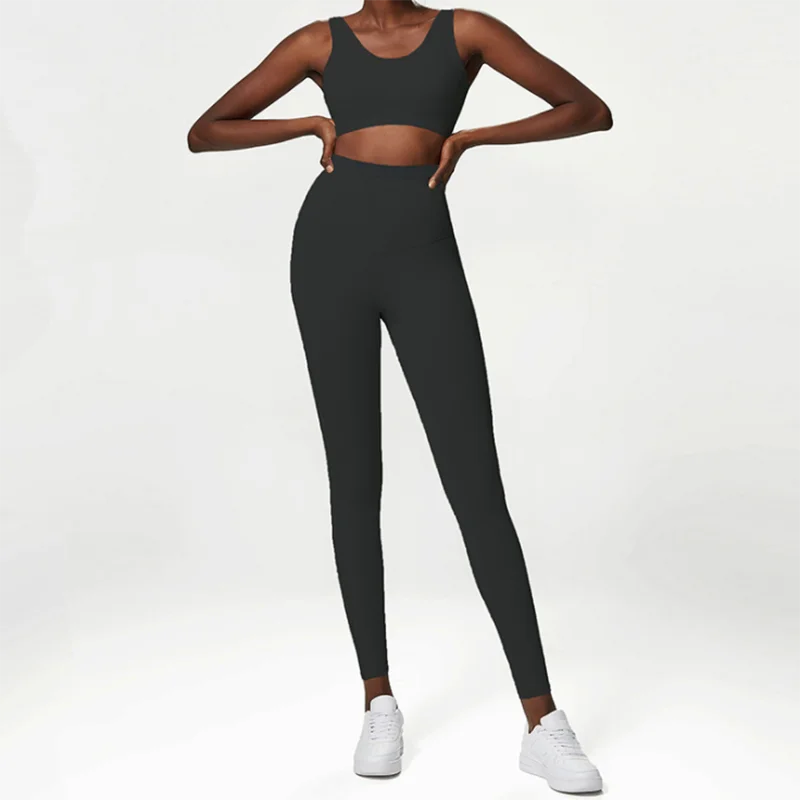 CoreSculpt Tight-Fitting Gym Set
