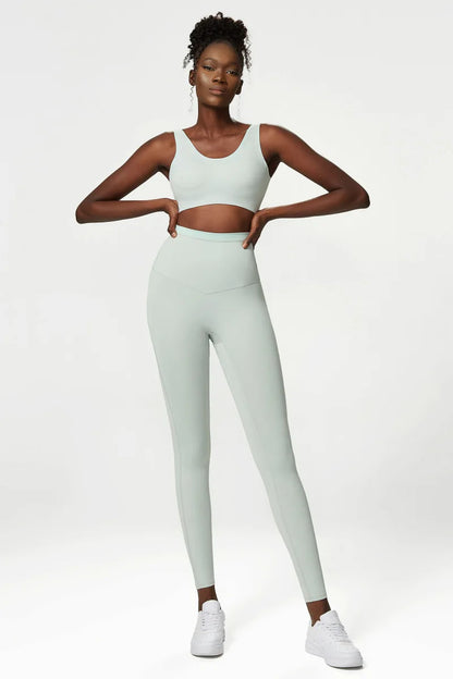 CoreSculpt Tight-Fitting Gym Set