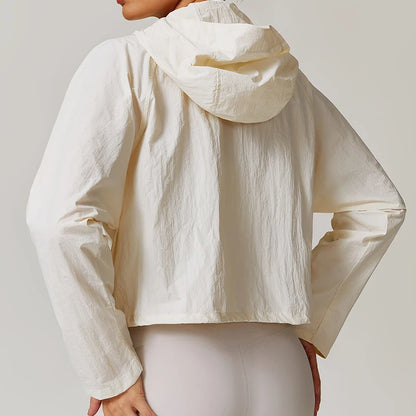 Carethier Windproof Sports Jacket – Quick-Dry Zip-Up Running Top